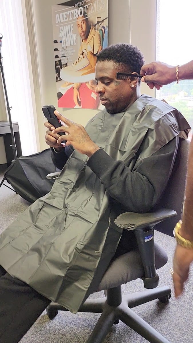 Highlife Barber Shop, photo 3