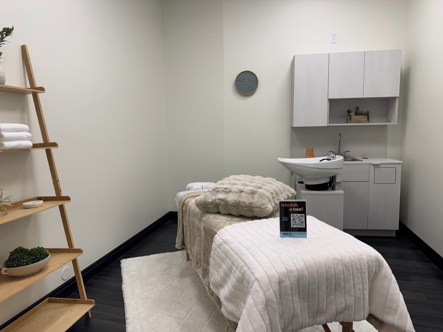 My Salon Suite Arapahoe Village, photo 3