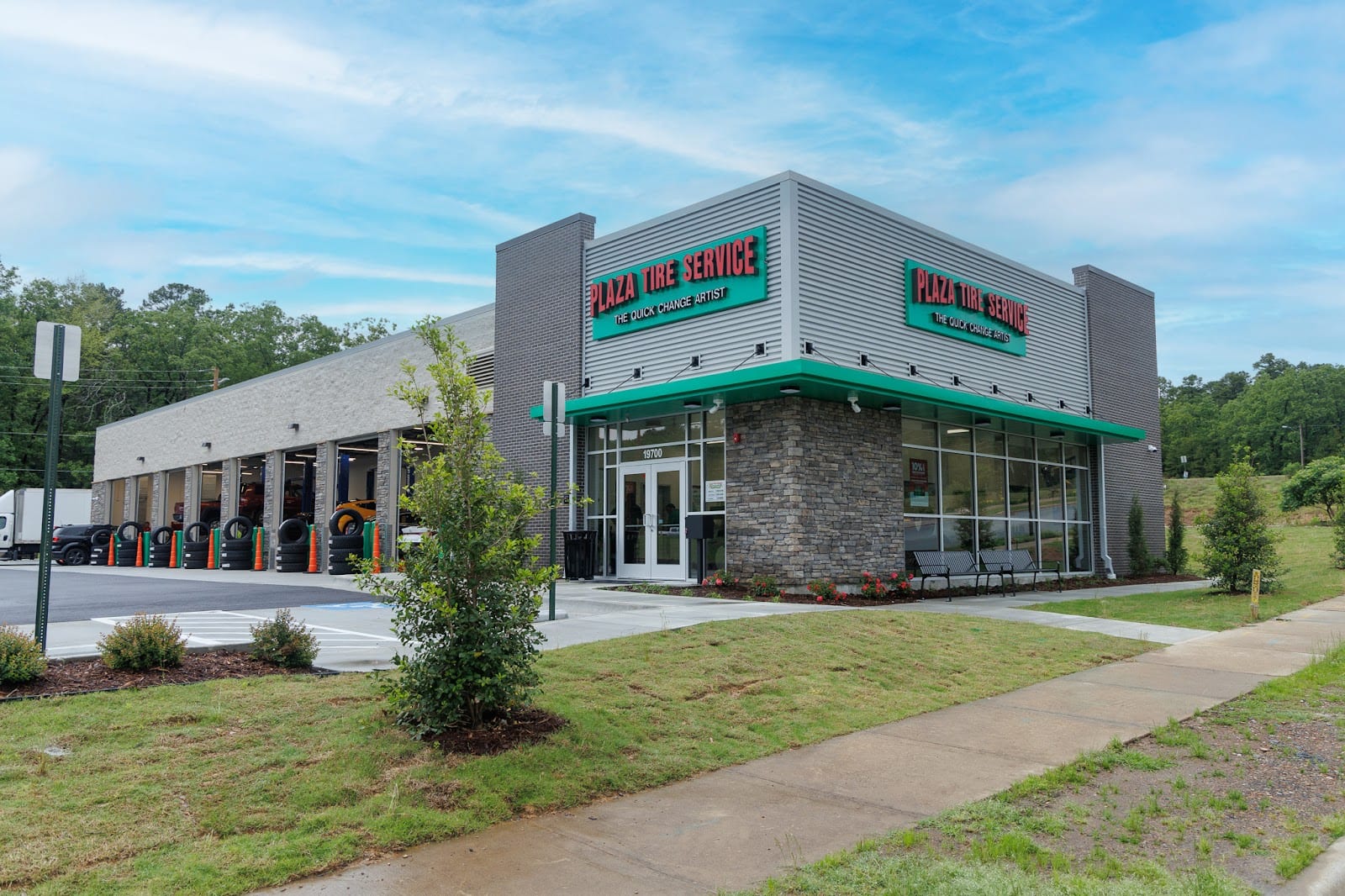 Plaza Tire Service, photo 2