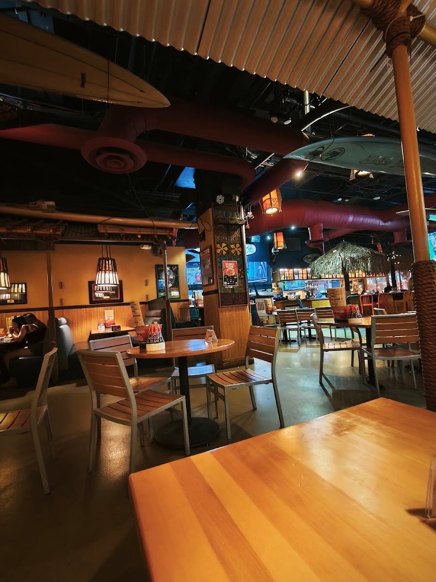 Mickie Finnz Fish House & Bar