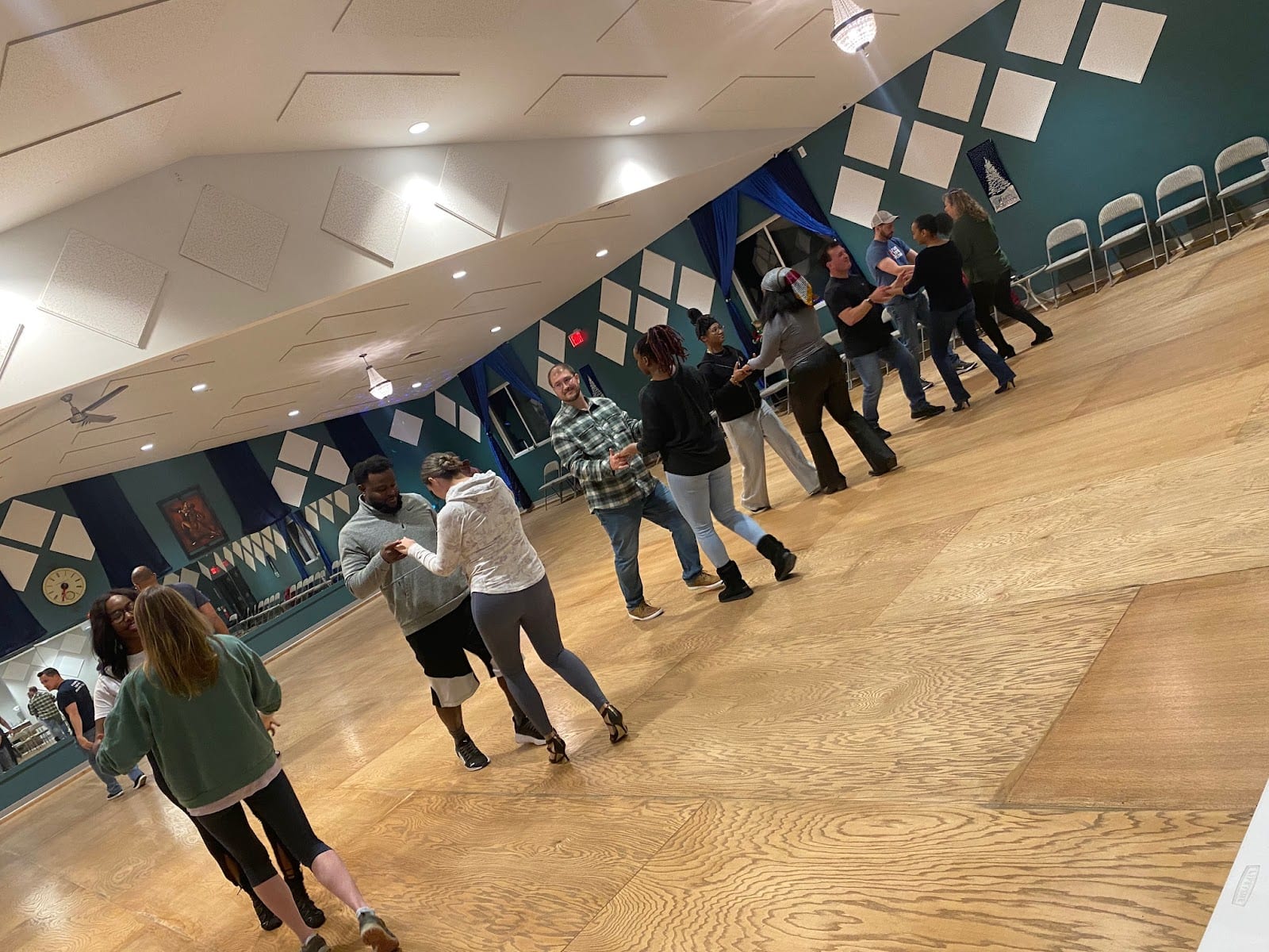 Baila Huntsville - Salsa & Bachata Dance Classes