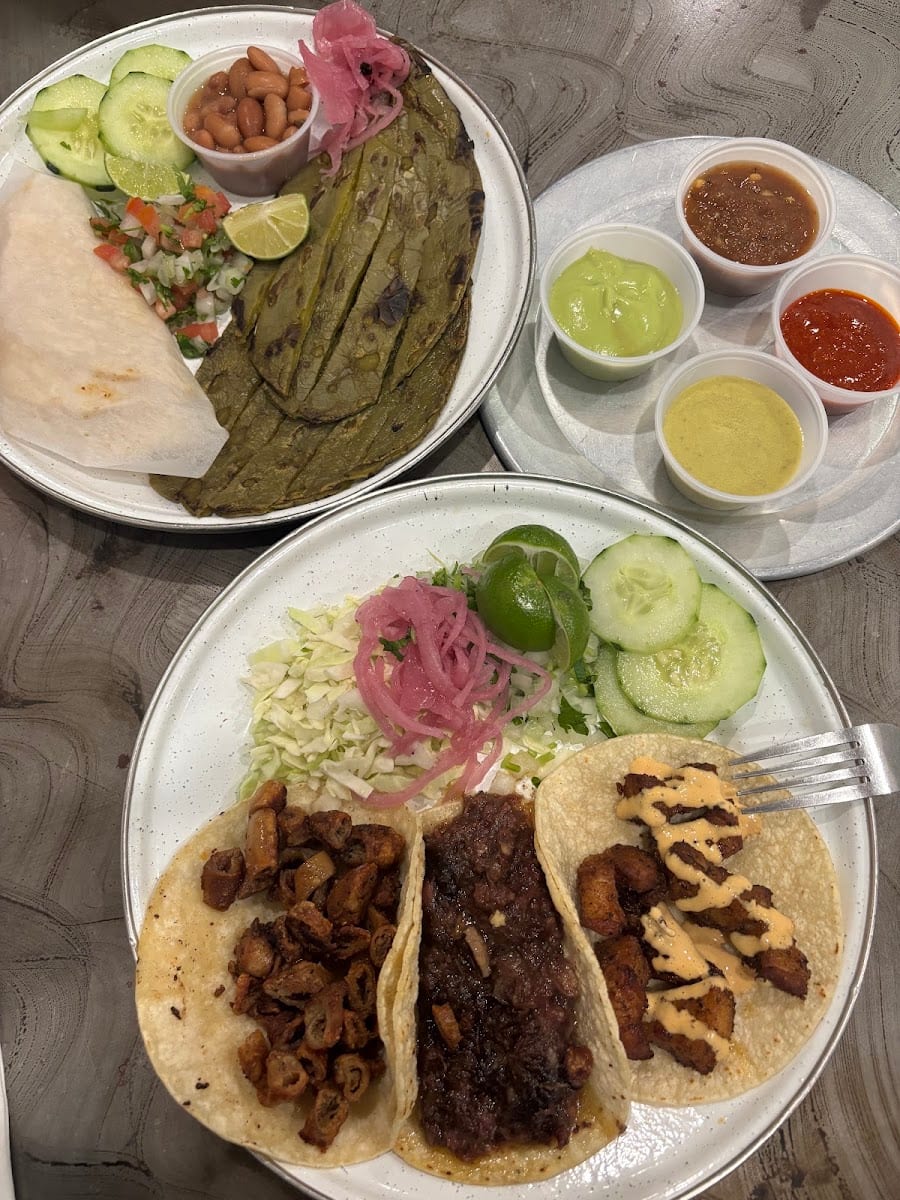 Taquería La Esquina, photo 4