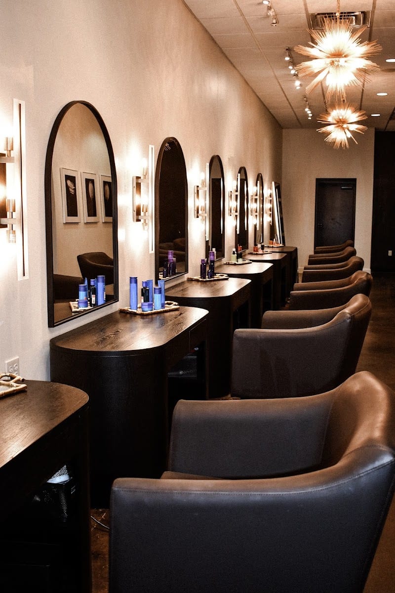Salon Scarlet, photo 4