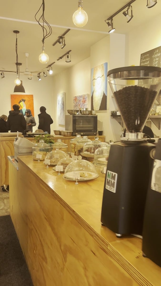 Zav Coffee Shop and Gallery, photo 3
