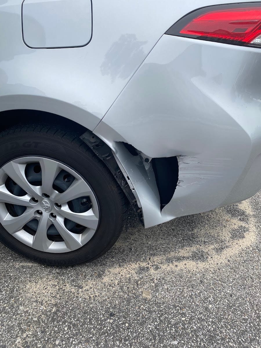 Caliber Collision, photo 2
