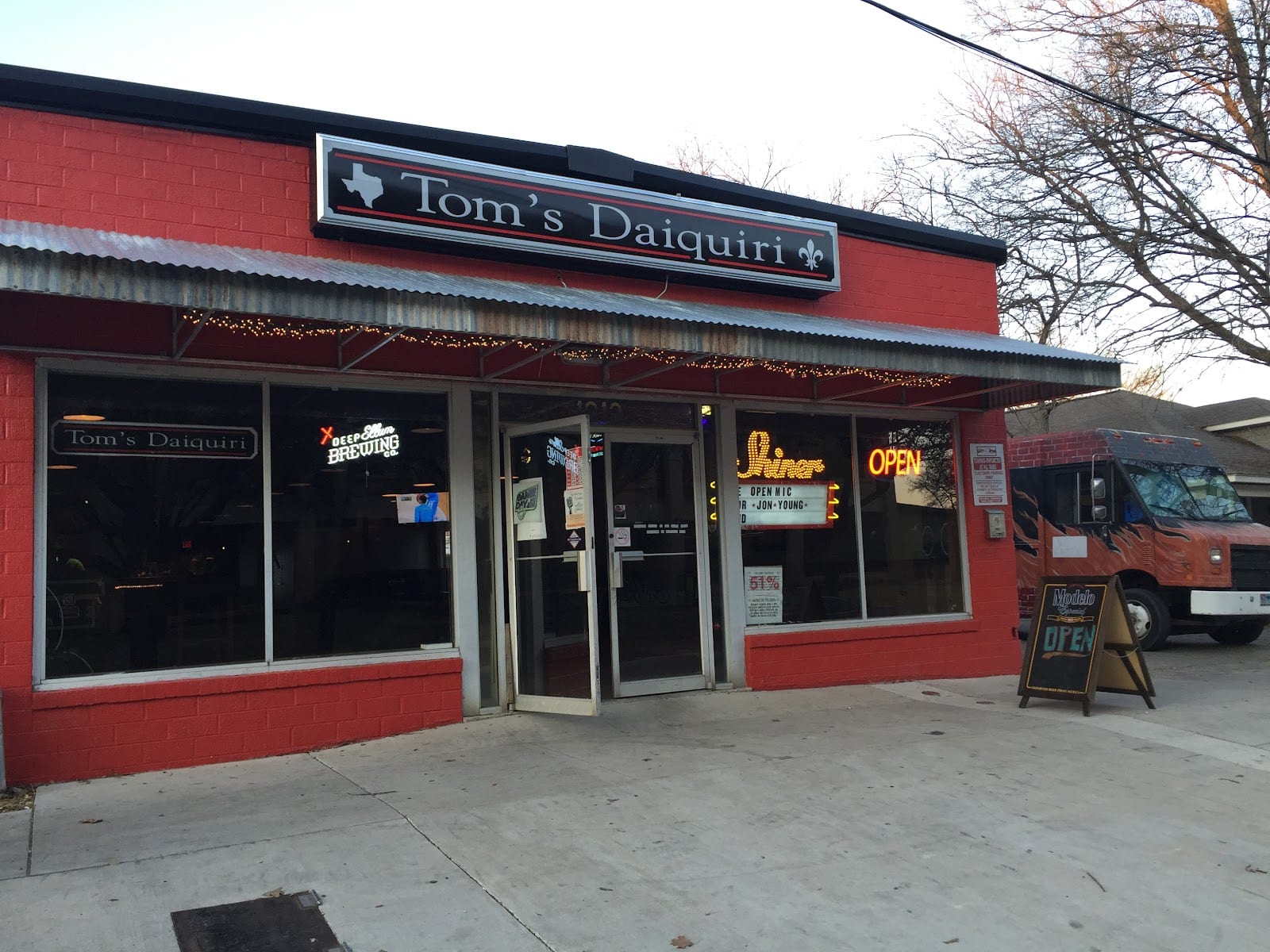 Tom's Daiquiri Place