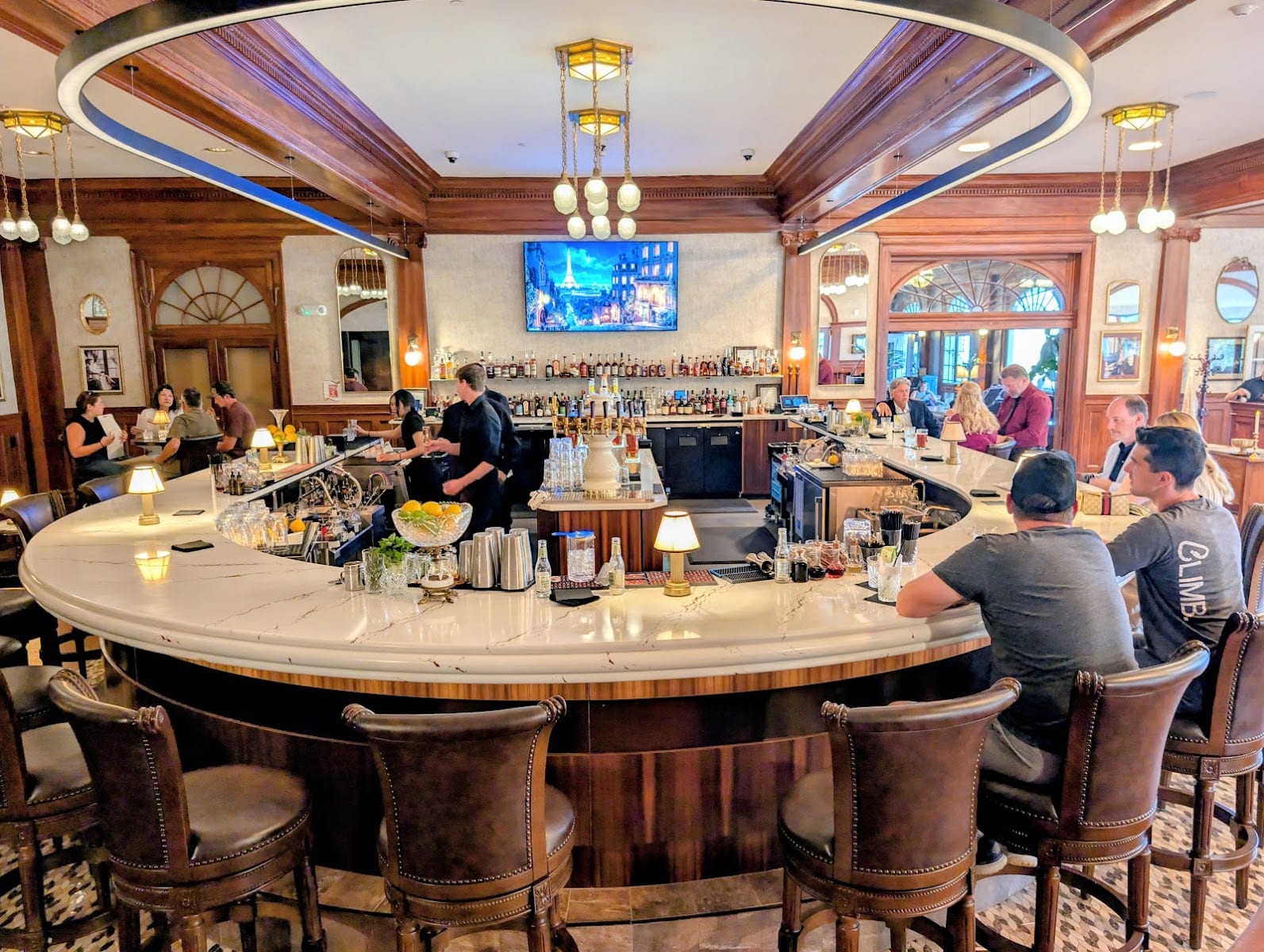 MacGregor Chop House