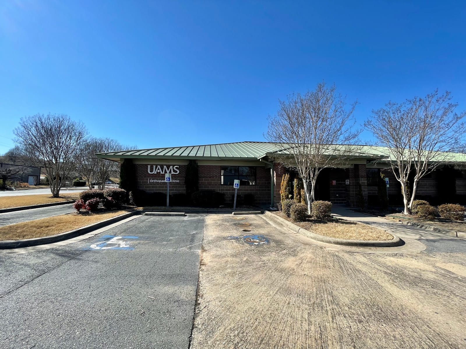 UAMS Health - Orthopaedic Clinic on Autumn Road