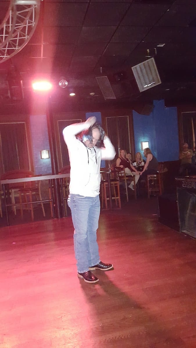 Beaumont Entertainment, photo 2