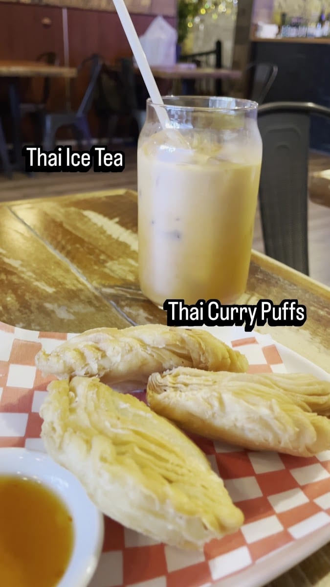 Jatujak Thai Restaurant - Victoria Park Ave, photo 3