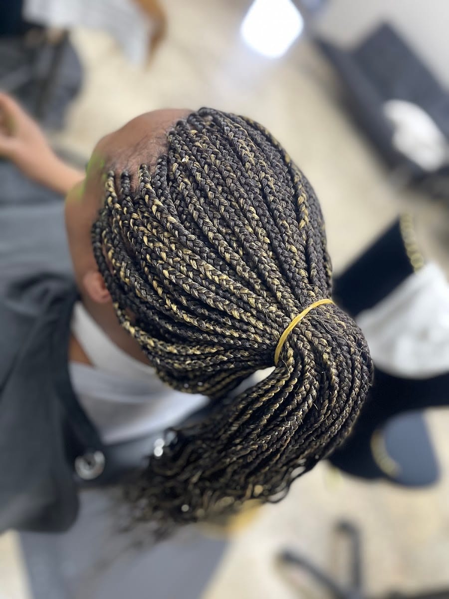 Matou African Hair Braiding, photo 3