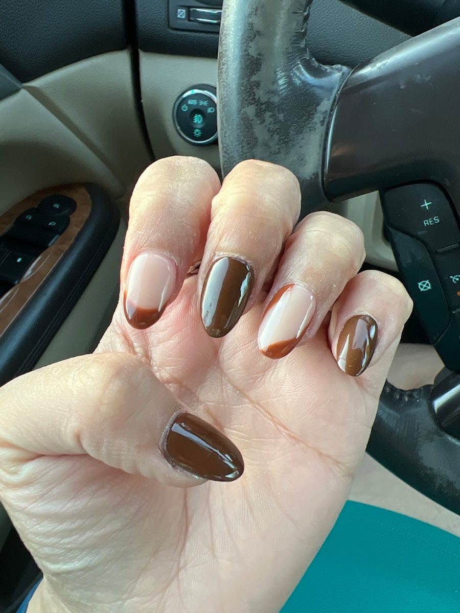 Onyx Nail Bar