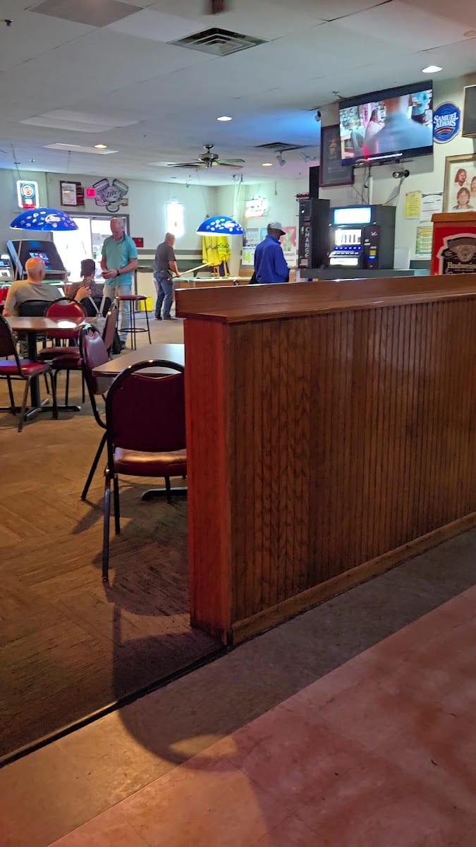 A J's Bar & Grill, photo 3