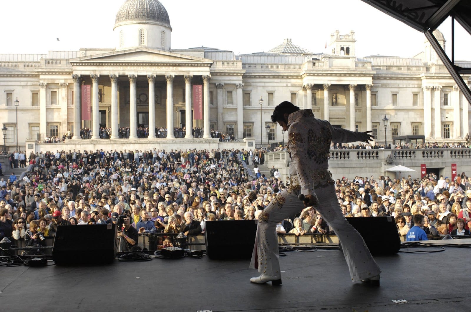 Elvis impersonator tribute artist, photo 2