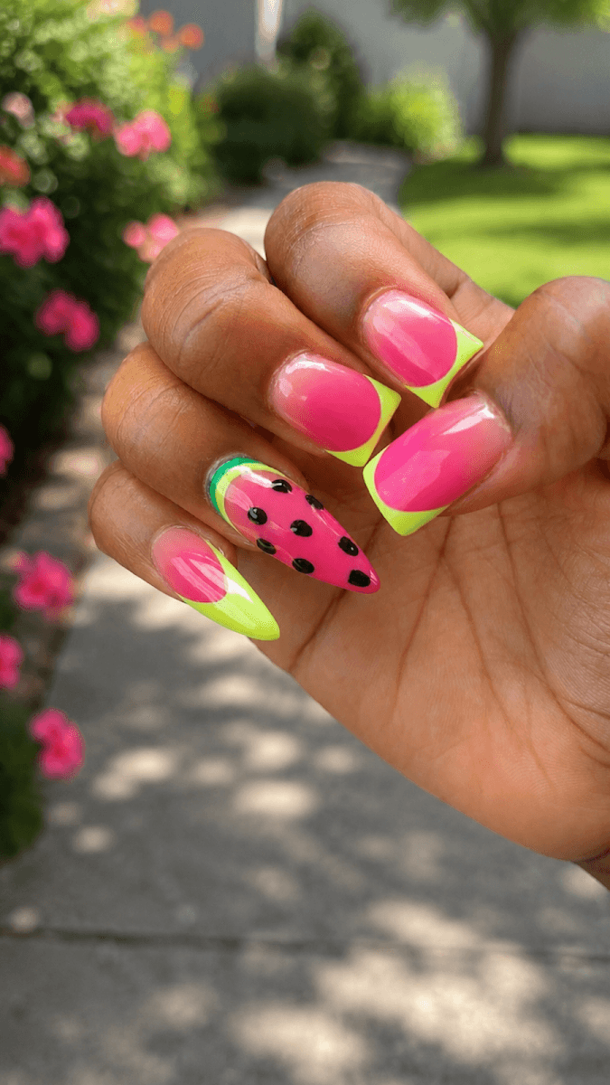 T & M Nail Salon