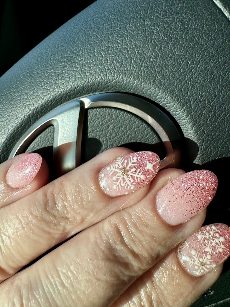 Valerian Nails and Spa