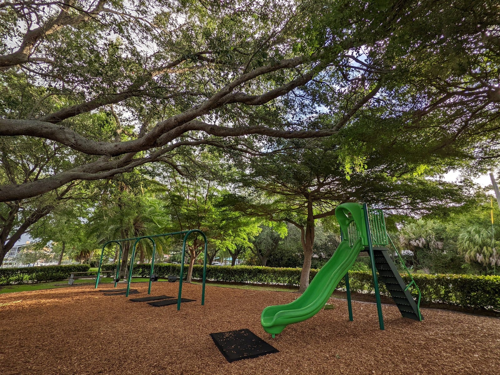 Sapphire Shores Park