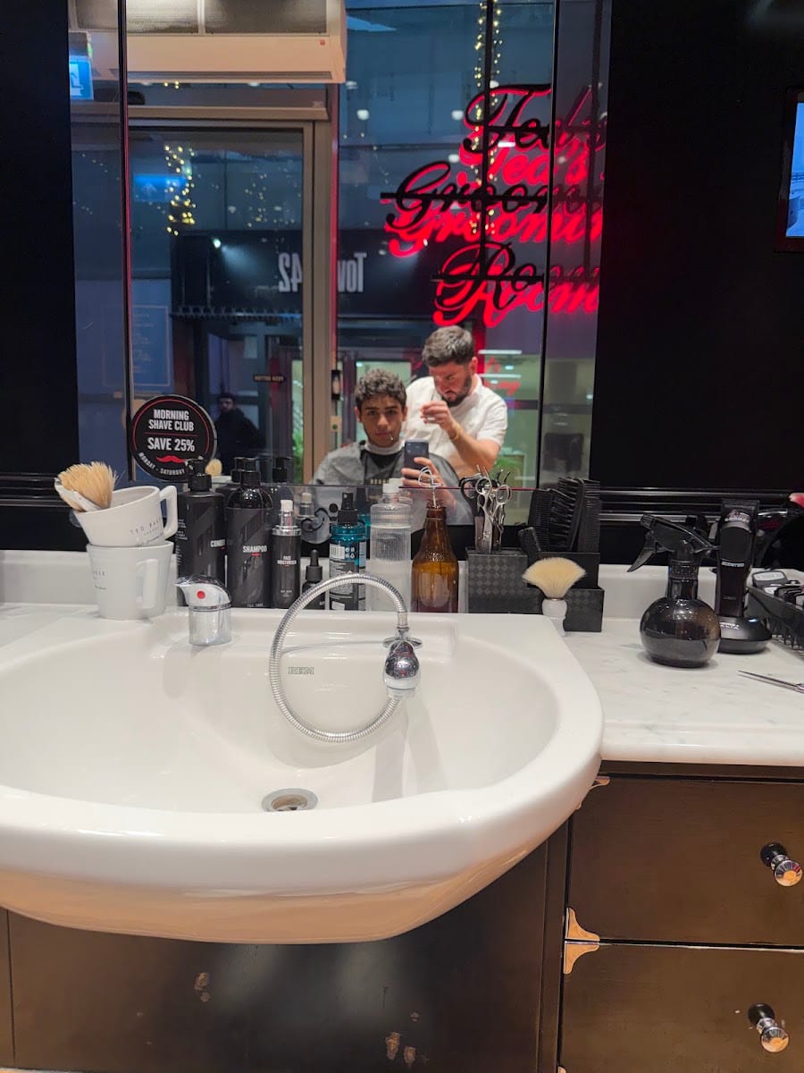 Ted's Grooming Room | Liverpool Street