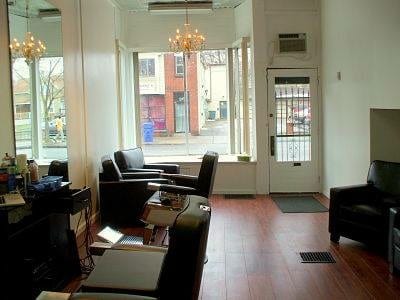1048 Barber Lounge, photo 4