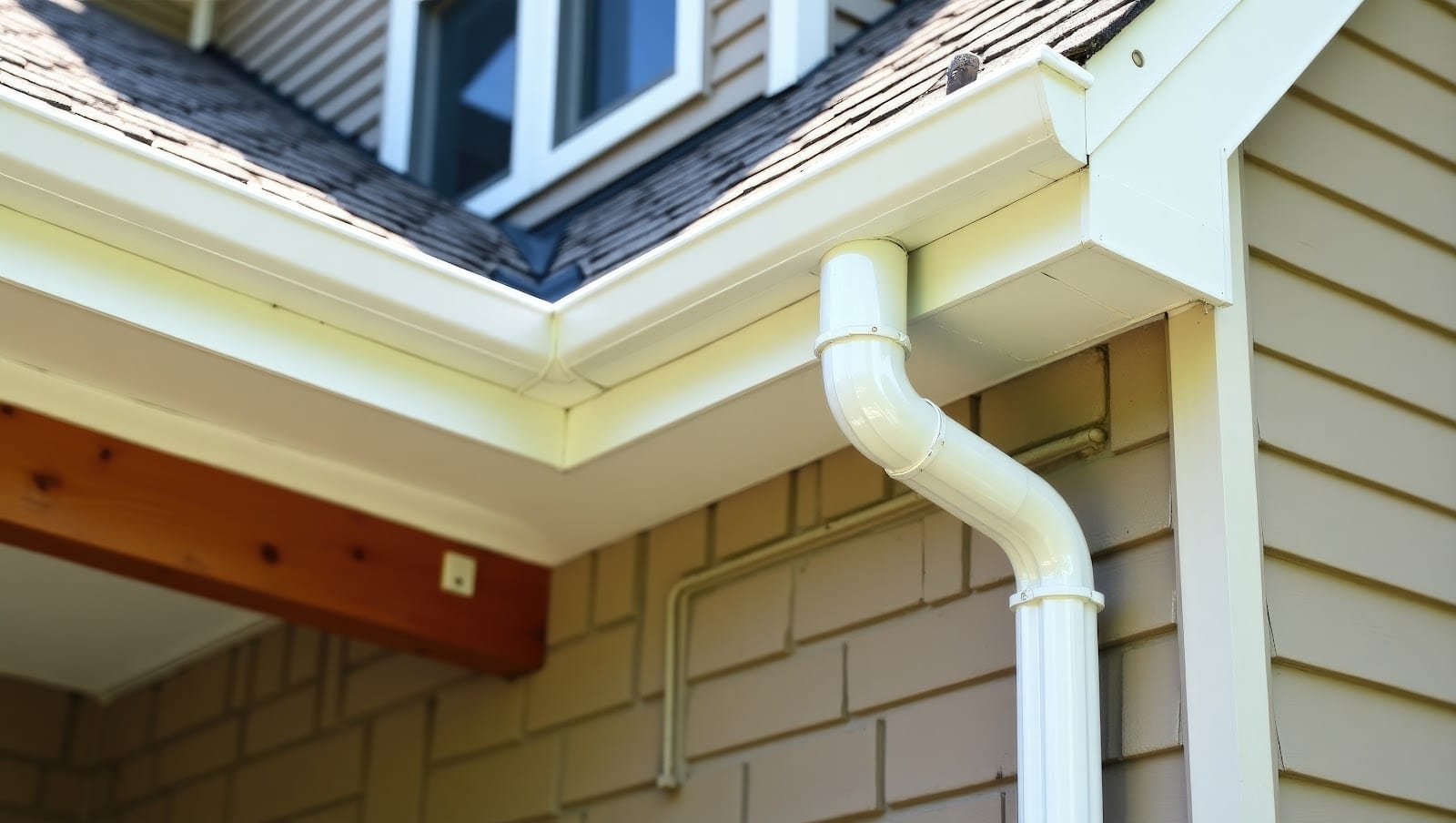 Adam Soffit Repair Gutter Installation, photo 3