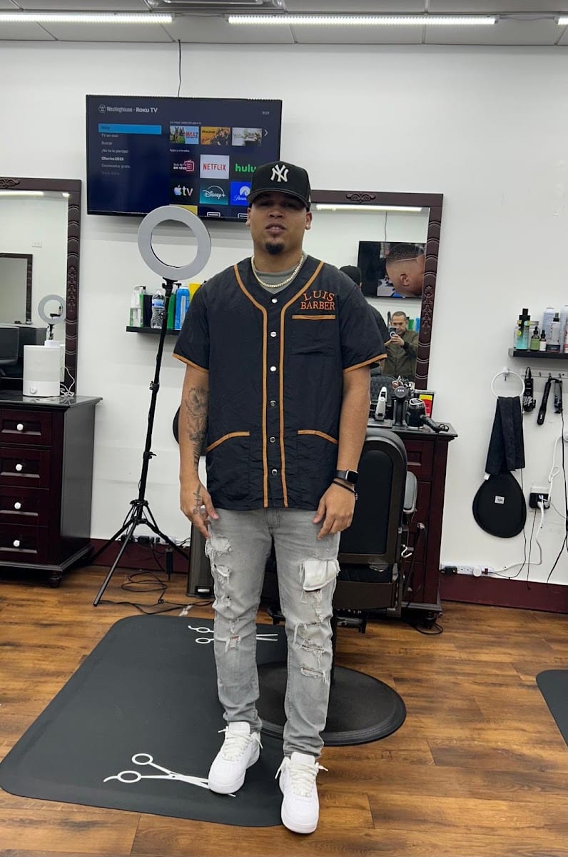 The Spot Dominican Barbershop, photo 4