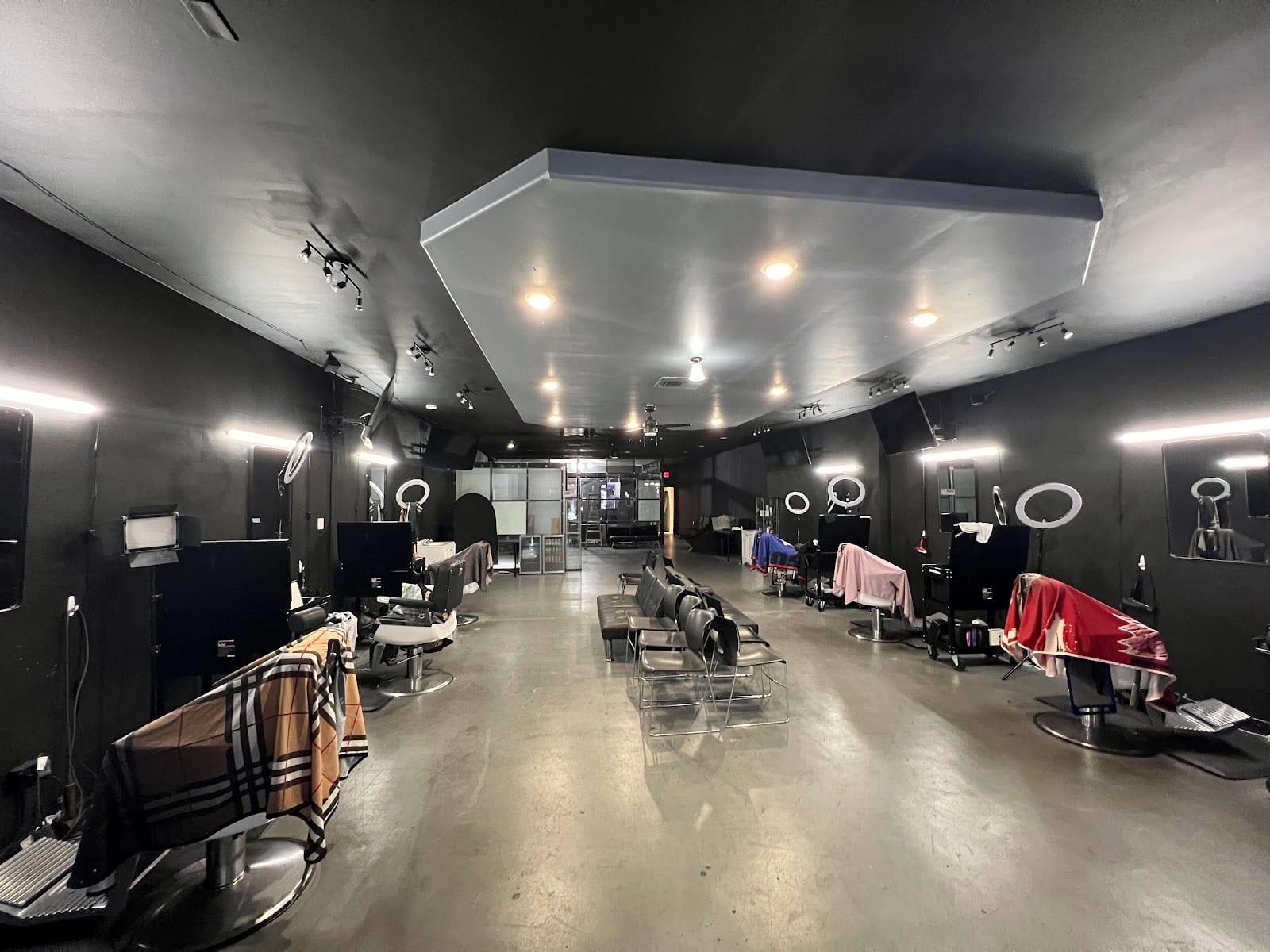 La Familia Barbershop