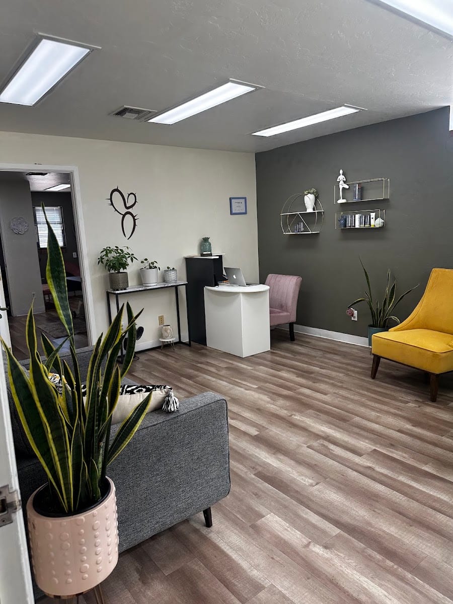 DESERT GLOW WAXING & SKIN STUDIO