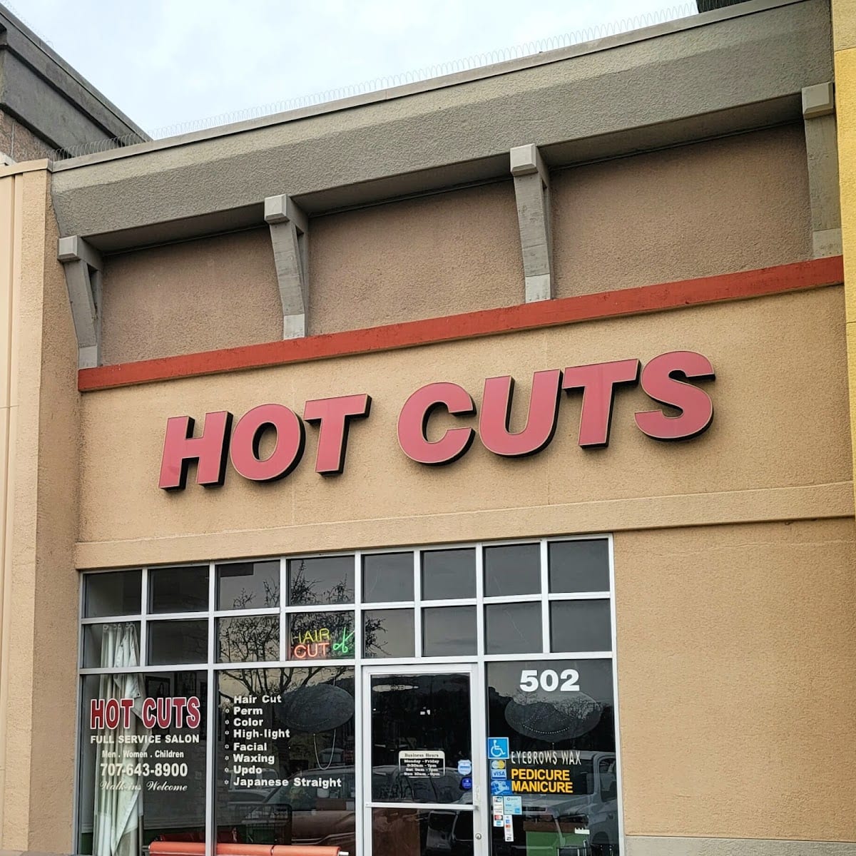 Hot Cuts Hair Salon, photo 3
