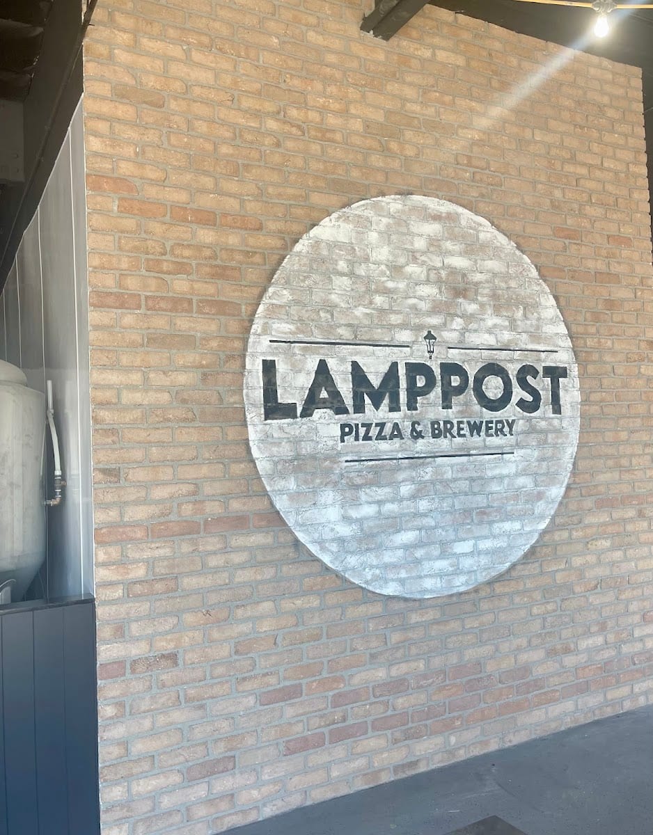Lamppost Pizza & Brewery, photo 3