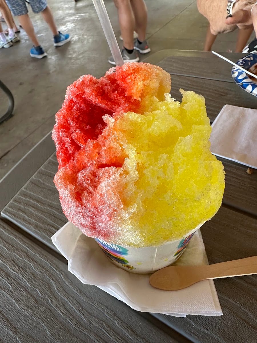 Hawaiian Island X-Treme Smoothies and Shaved Ice