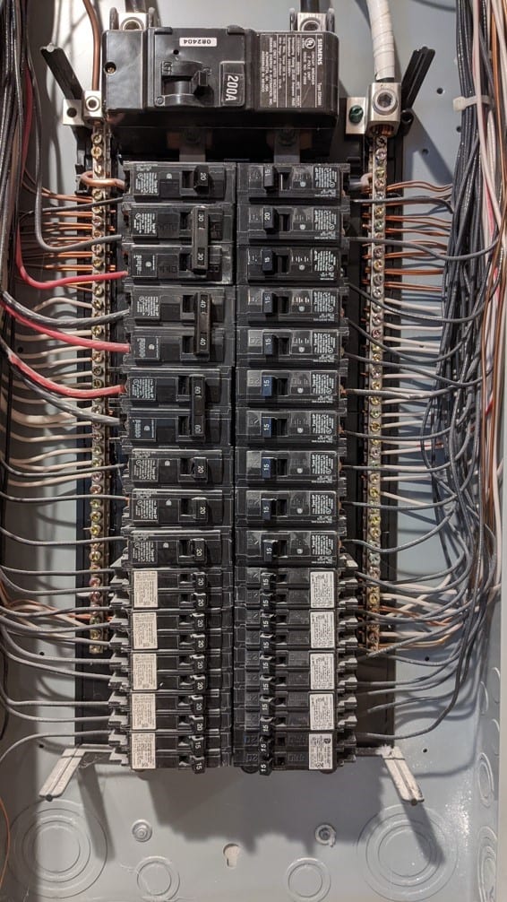 Electricians 24 Hours Canadian Electric (Contractors), photo 3