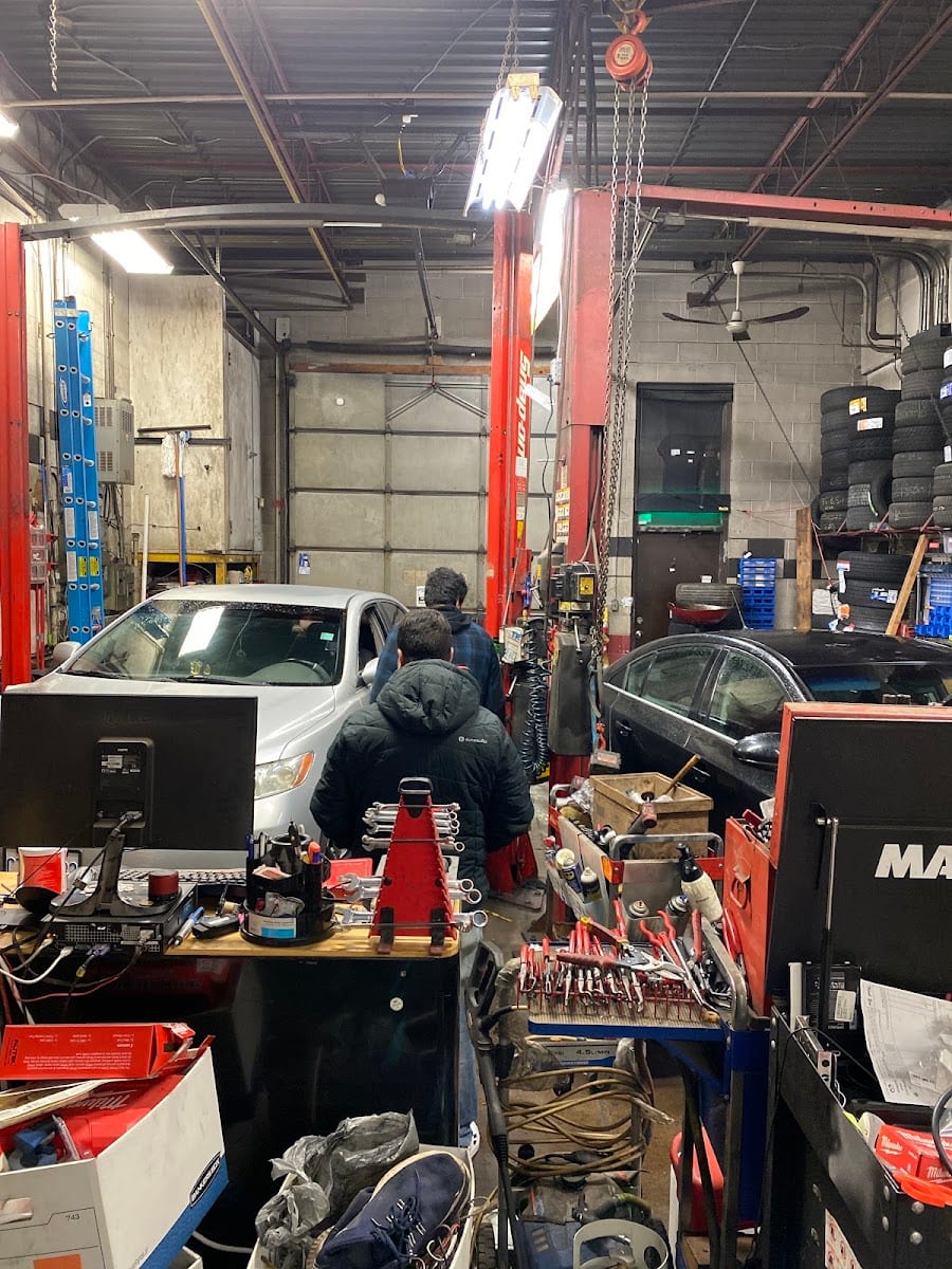 Motor Mechanic, photo 4