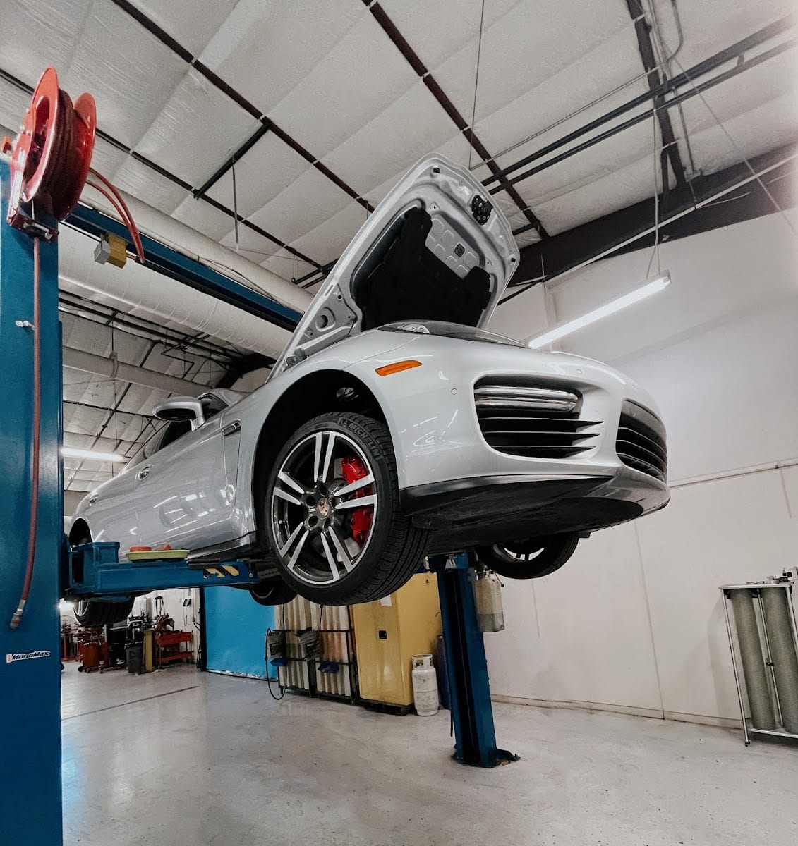 Fifth Gear Automotive Repair - Argyle, photo 4