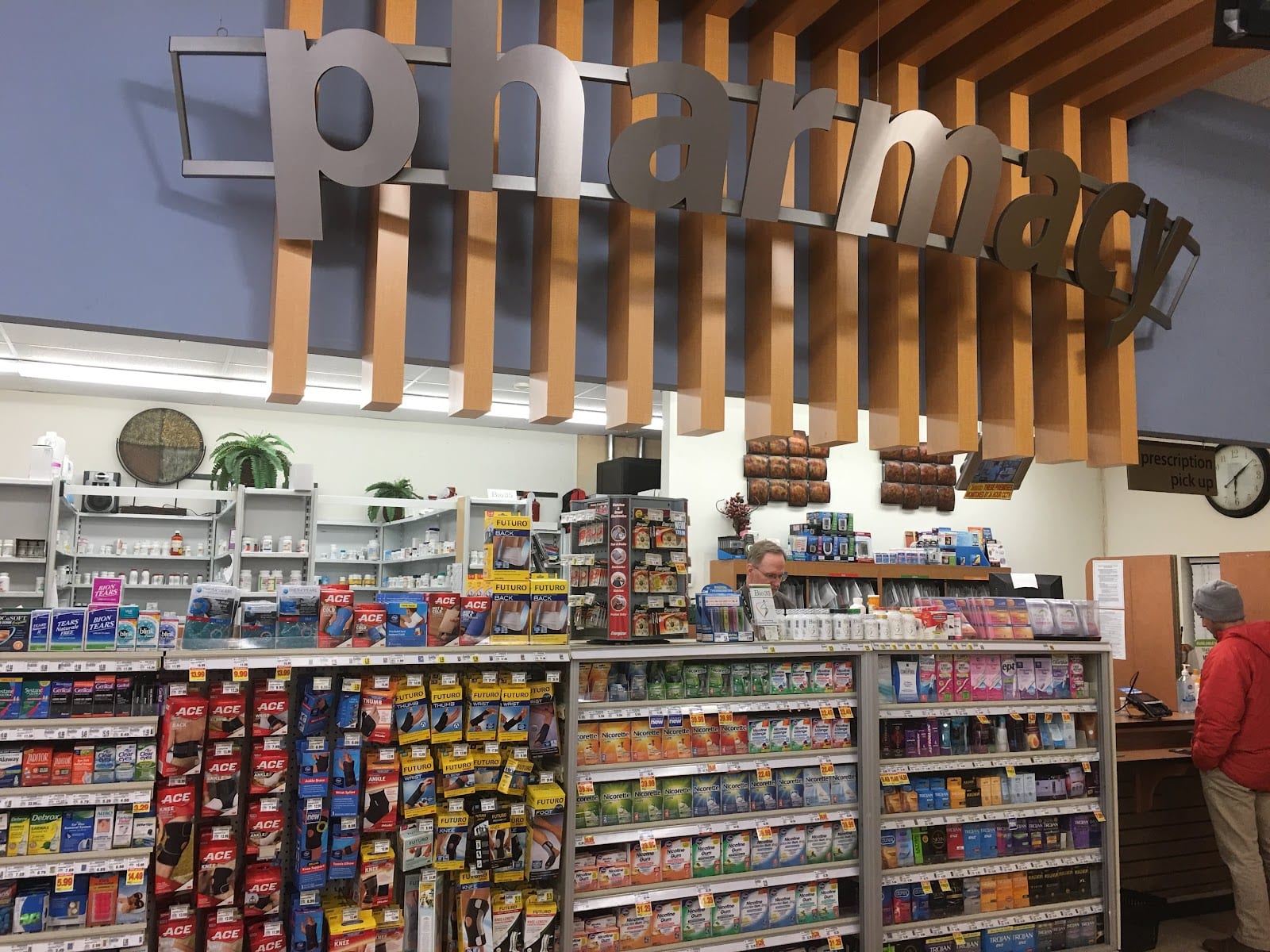 Smith's Pharmacy, photo 4