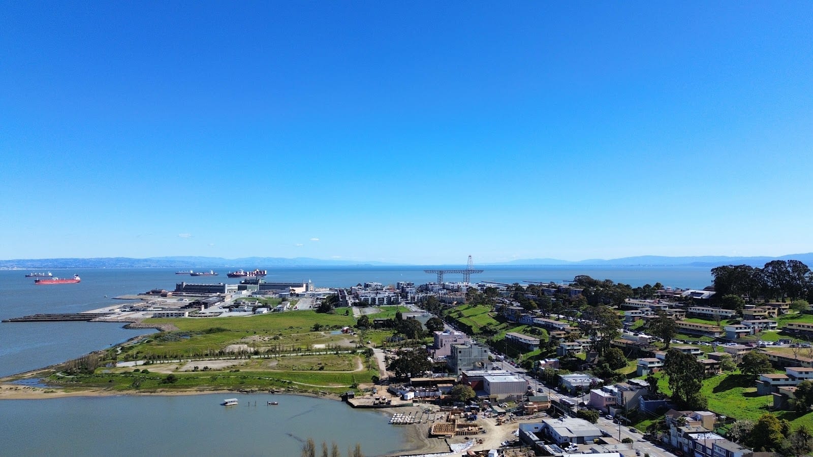 Hunters Point Shoreline, photo 2