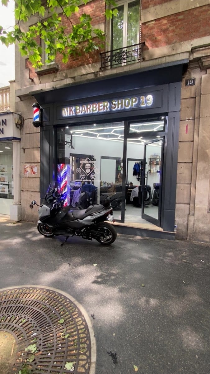 MK BARBER SHOP 19