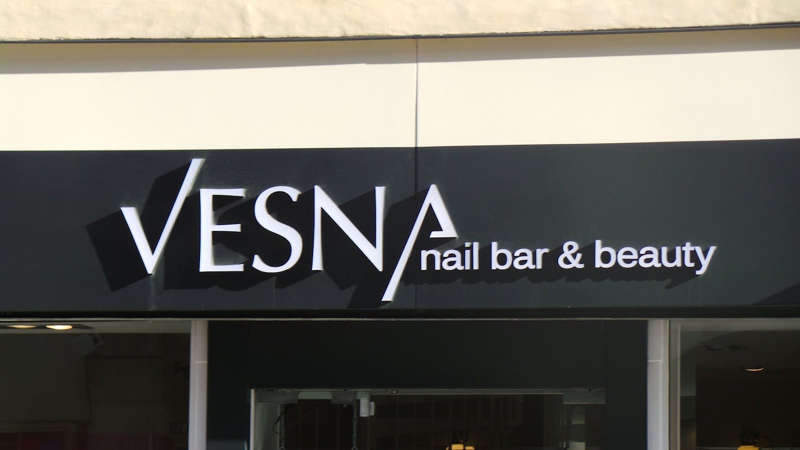 Vesna Nail Bar & Beauty, photo 2