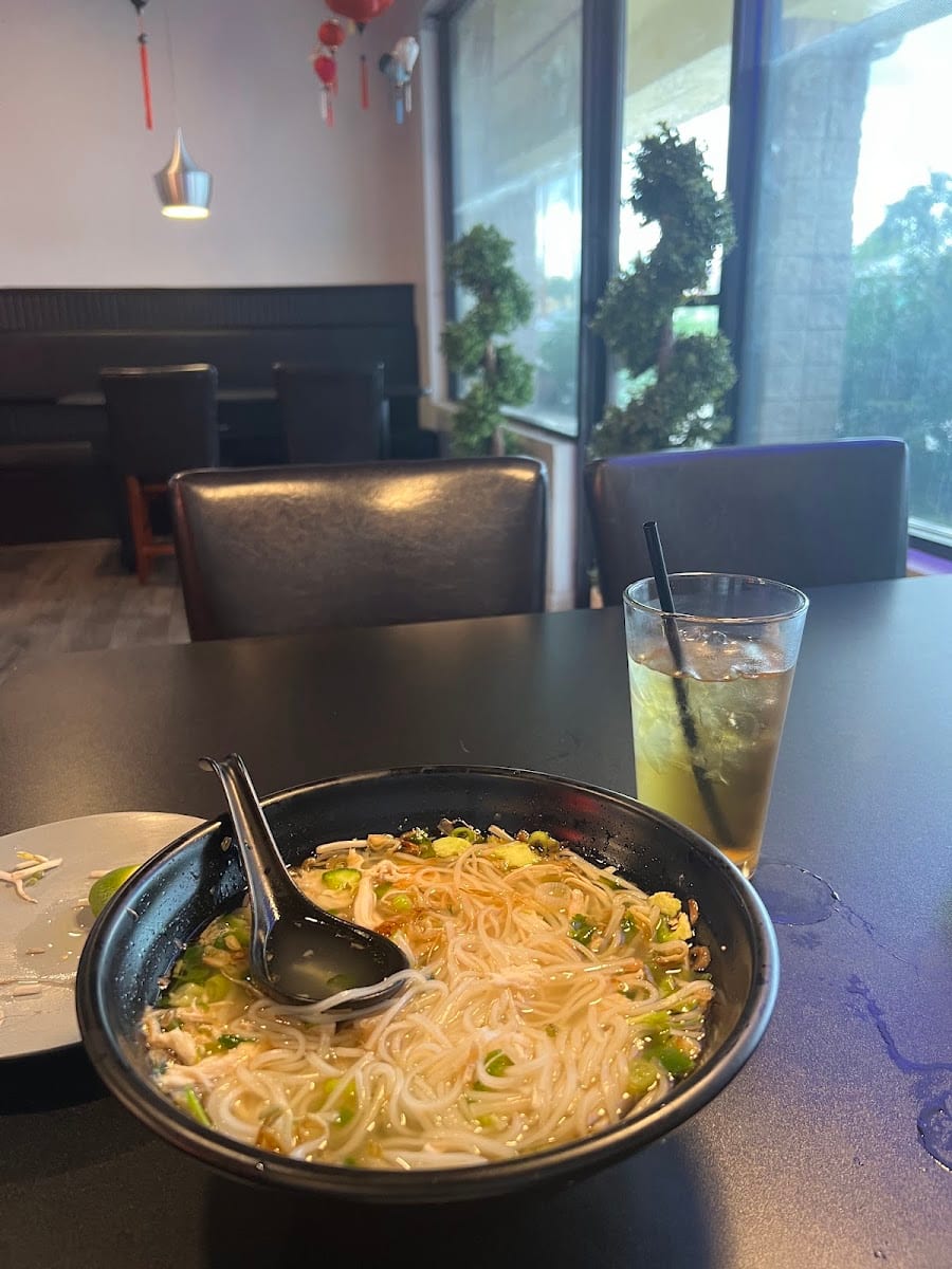 Mia's Vietnamese Cuisine FL, photo 3