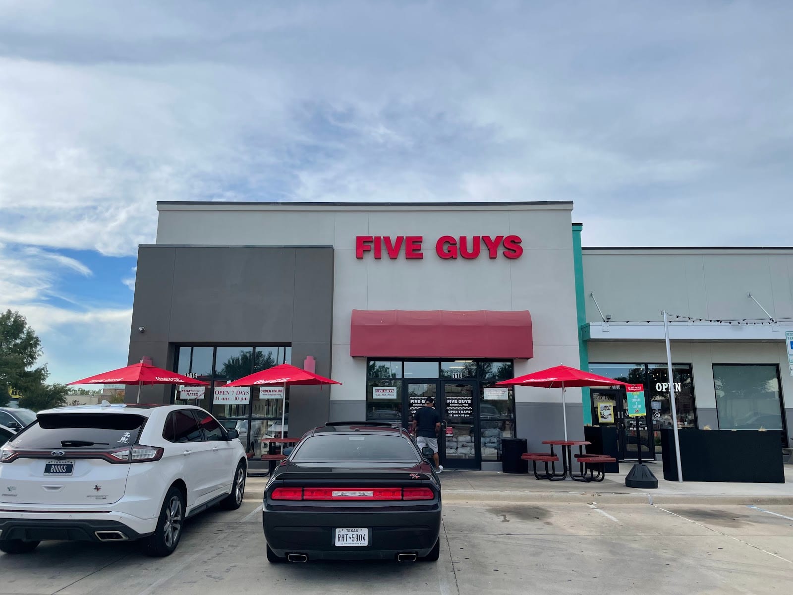 Five Guys, photo 2