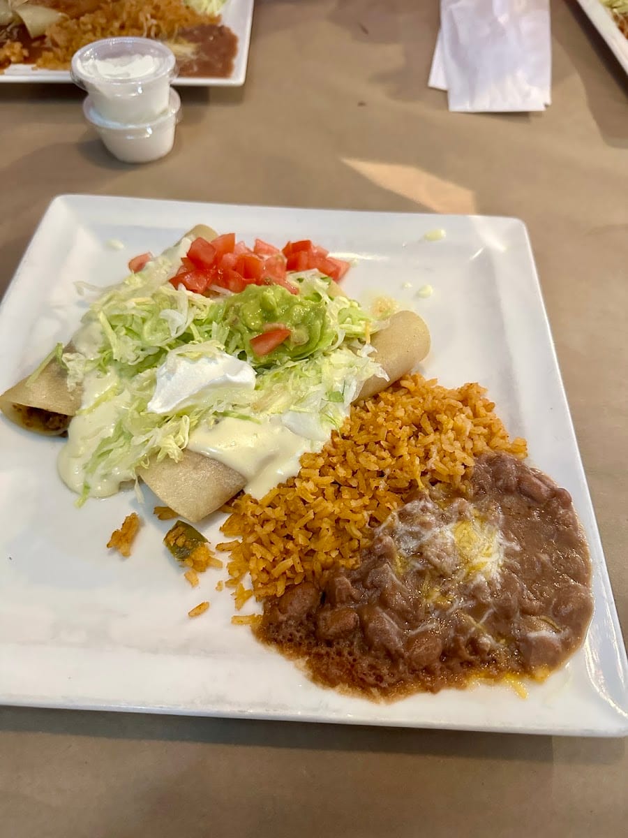 Chicanos Mexican Restaurant, photo 3