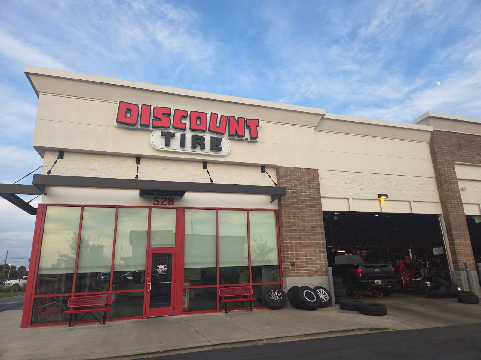 Discount Tire, photo 2