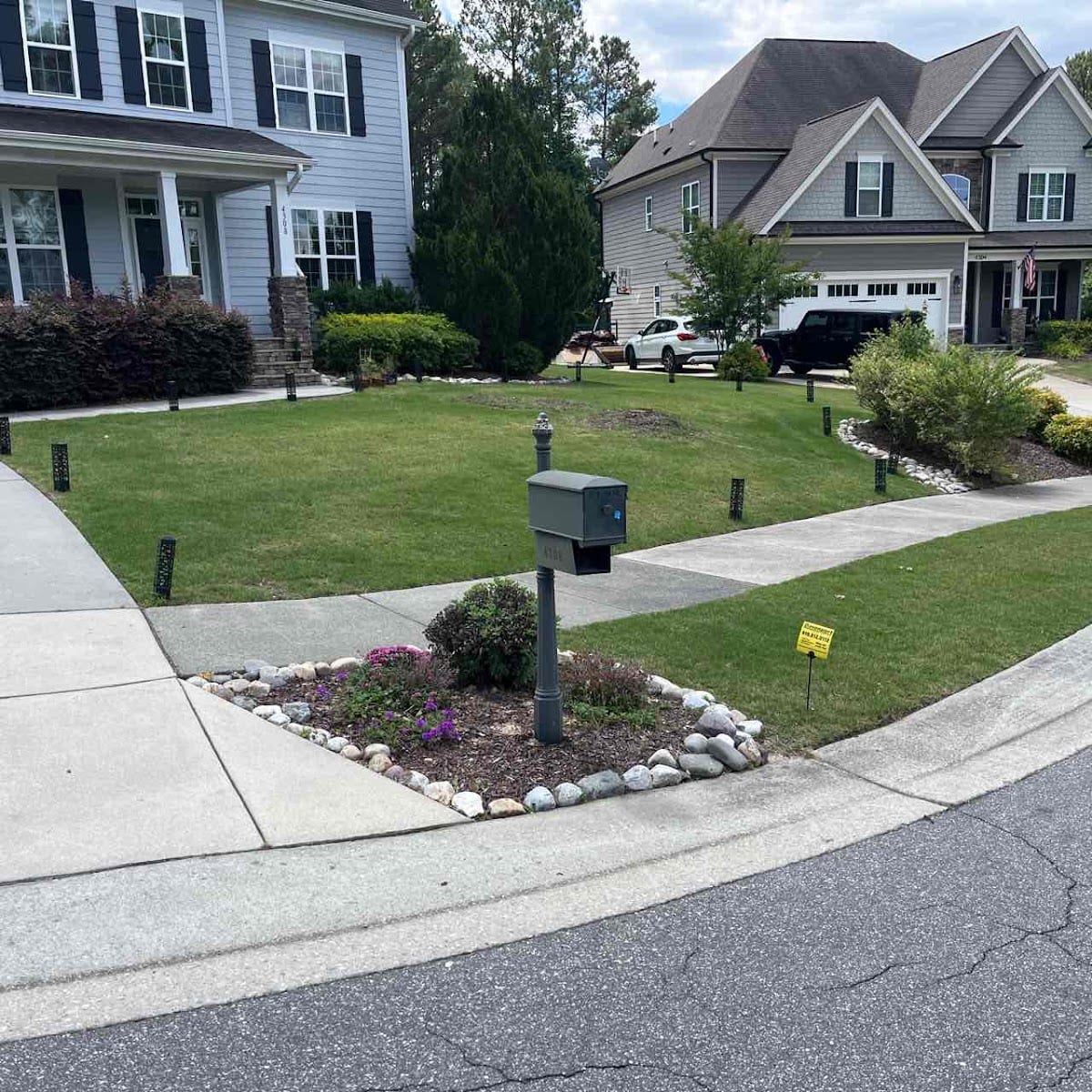 LawnStarter Lawn Care Service