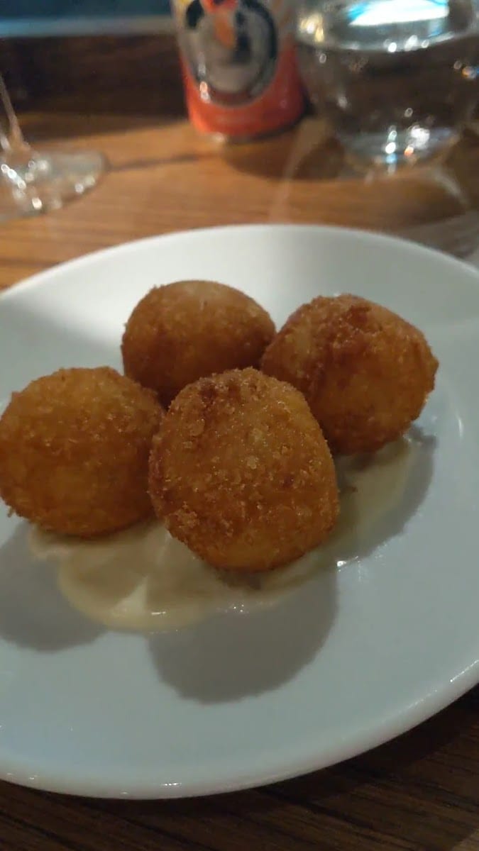 Vinoteca Di Sartoria - City, photo 3