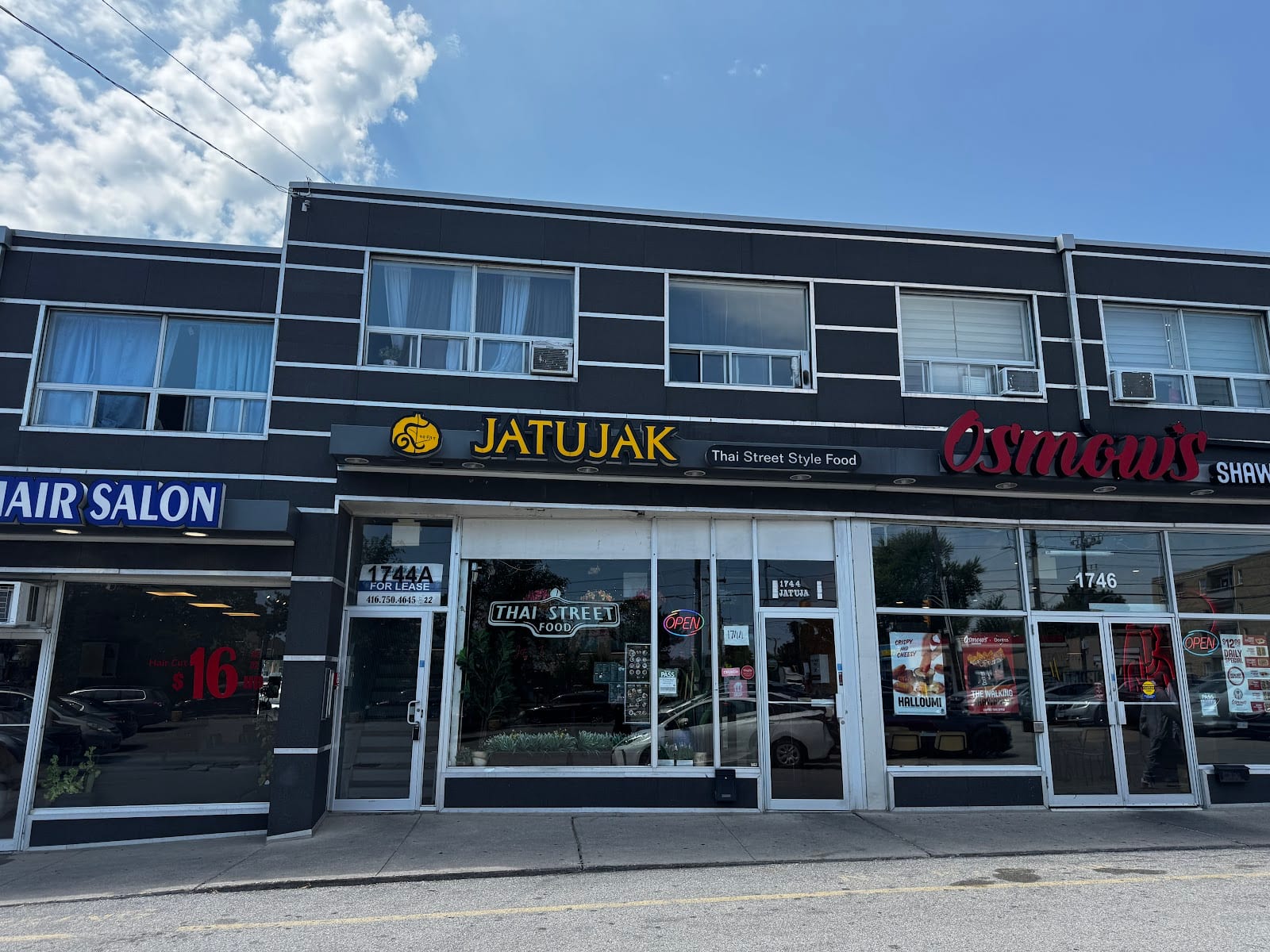 Jatujak Thai Restaurant - Victoria Park Ave, photo 2