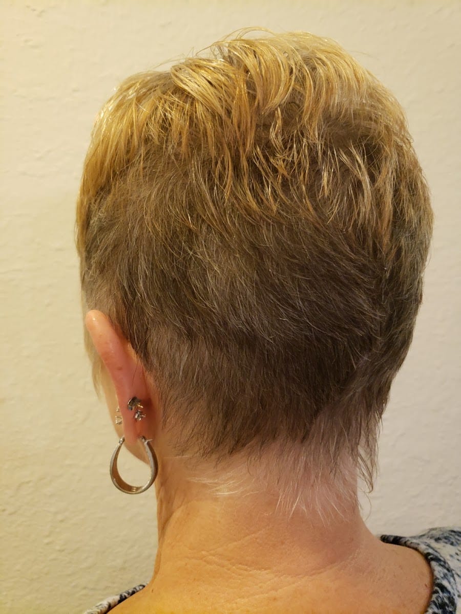 Paula's Hair Unlimited, photo 3