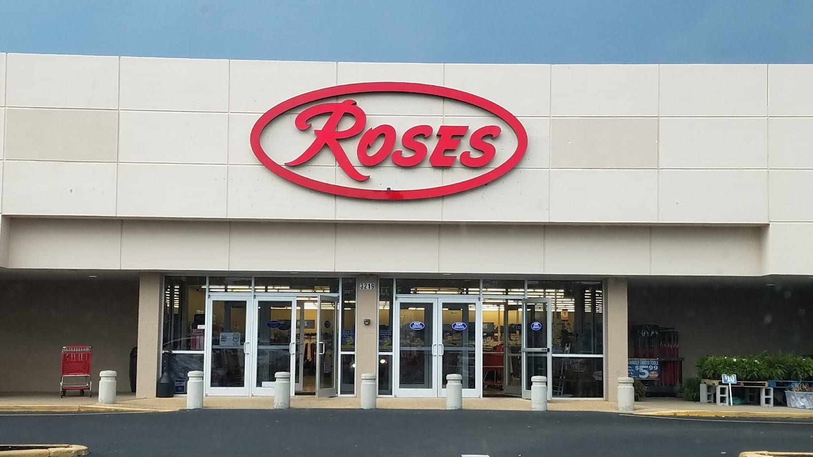 Roses Discount Store