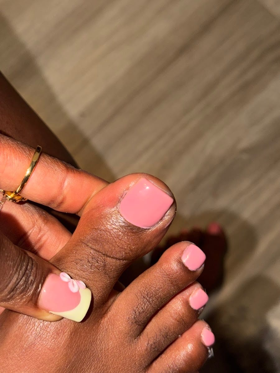Cartier Nails & Spa