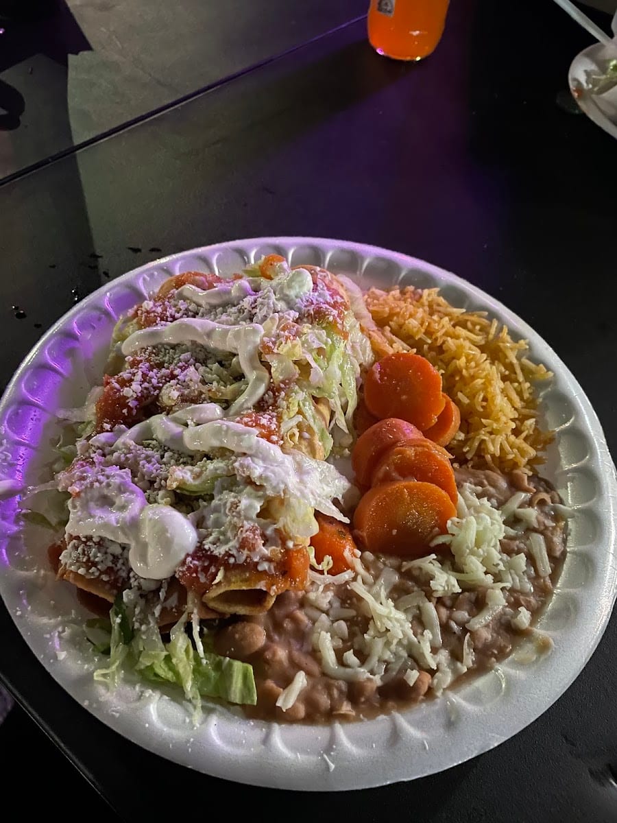 Antojitos Jiquilpan Food Truck (Sacramento)