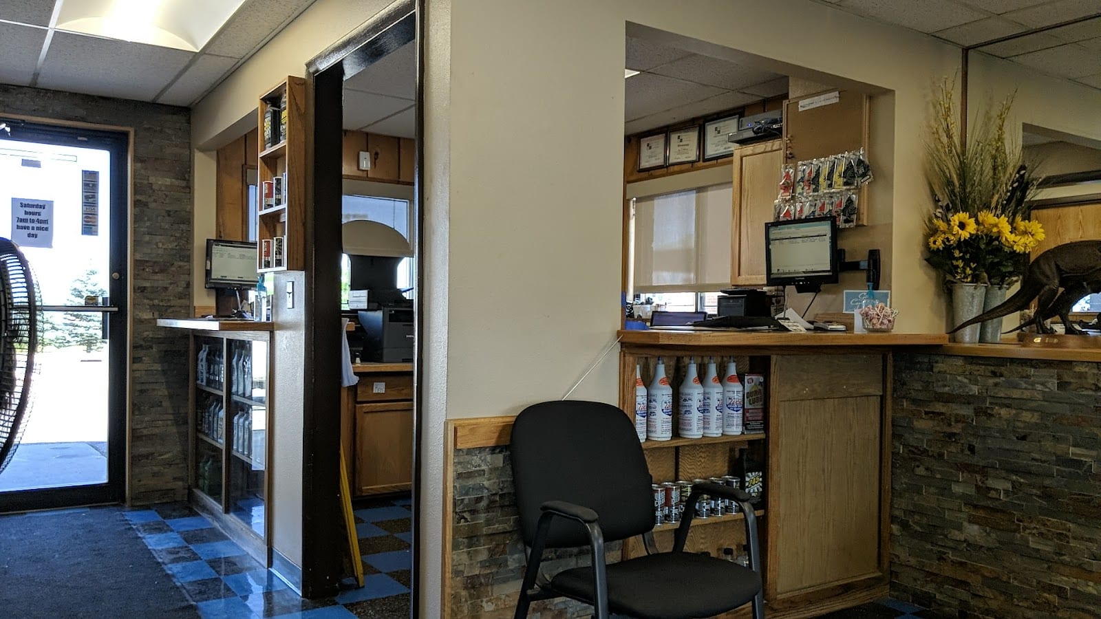 Lube Express Inc, photo 2