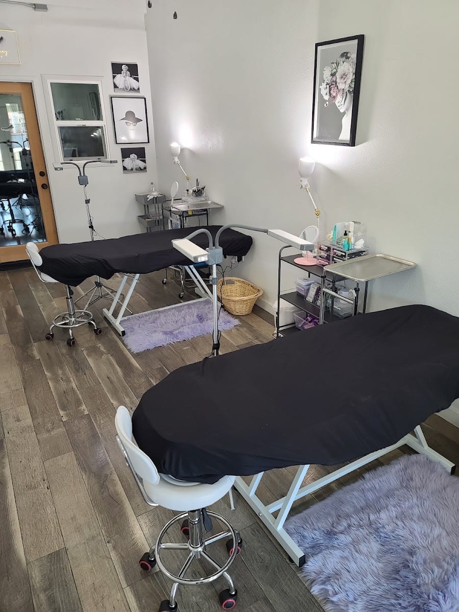 The Valley Lash & Brow Spa